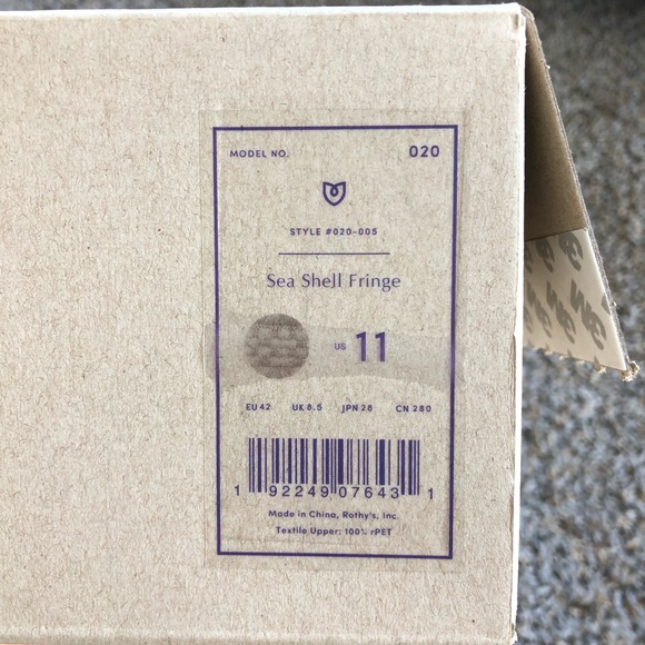 RETIRED ROTHY SANDALS! - Picture 8 of 8